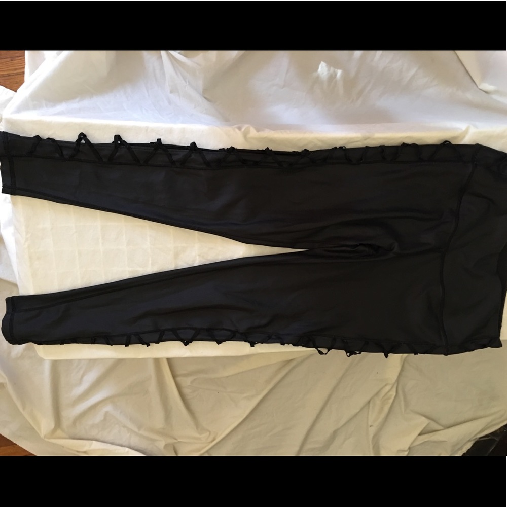 Victoria sport black leggings